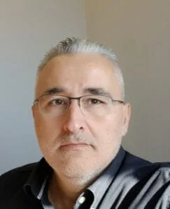 Γιάννης Ζαμπέλης